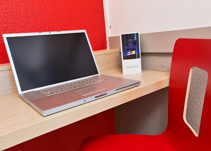 Premiere Classe Bordeaux Sud - Becquerel Hotell *